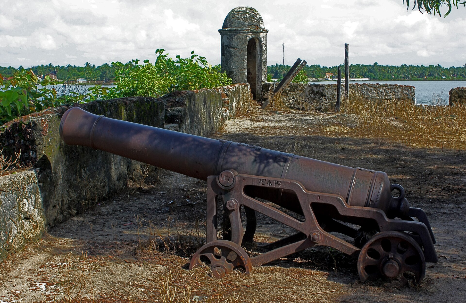 Cannon at Batticaloa Fort, Sri Lanka
